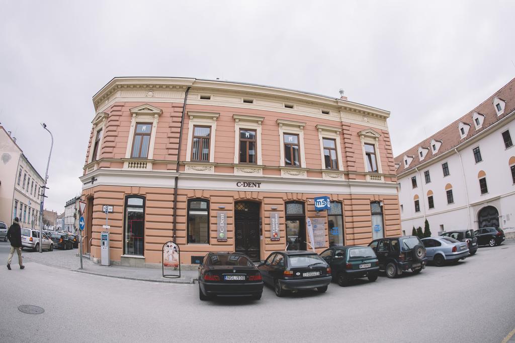 Central Apartman Sopron Ngoại thất bức ảnh